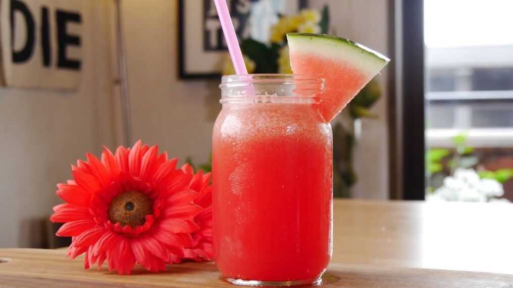 Watermelon lemonade will quench your thirst for effective weight loss on watermelon